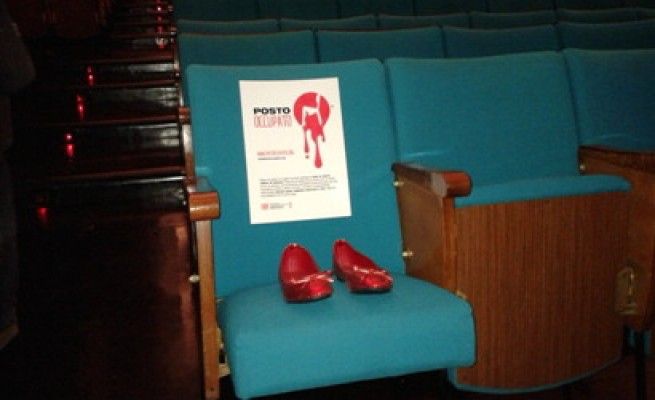 Occupate un posto al cinema o in teatro<br />per quelle donne vittime della violenza
