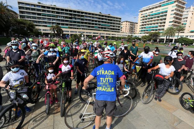 Giornata mondiale della bicicletta, a Genova in 150 insieme sulle due ruote