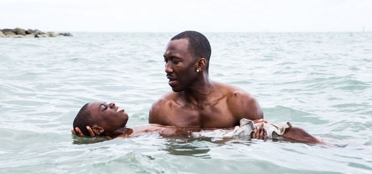 'Moonlight' e la dura vita di un ragazzo gay: "Gli altri ci dicono chi dovremmo essere" 