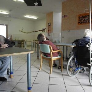 Caltagirone, casa di riposo sequestrata: indagate cinque persone