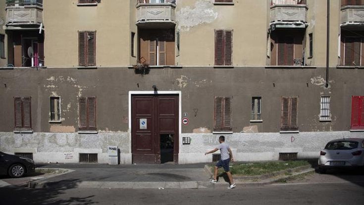 Scomode e inaccessibili, le case Aler non sono a misura di disabile
