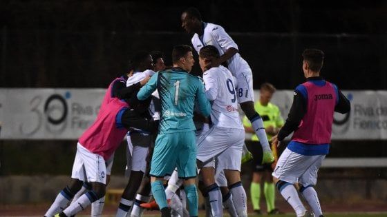 Calcio, Trofeo Beppe Viola: Atalanta campione per la 6a volta. Milan ko 5-4 ai rigori