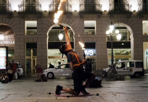 Prima che arrivi la notte: Torino raccontata dalle foto degli studenti del Bodoni Paravia
