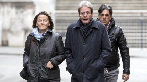 Coronavirus, Gentiloni: "Strumenti Ue contro i rischi economici". Salvini a Gualtieri: "Servono 20 miliardi"  