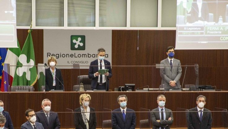 Lombardia in zona rossa per errore, lo scontro col governo arriva in Consiglio regionale
