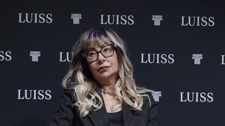 Contro il telemarketing in arrivo i numeri a tre cifre: “Sapremo chi chiama”