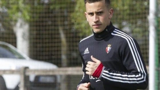Napoli, Sarri aspetta dal mercato due rinforzi: Berenguer e un portiere 