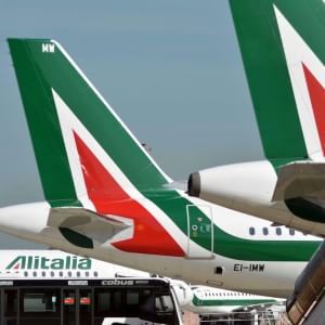 Alitalia, assolto pilota cassintegrato che lavora per un'altra compagnia