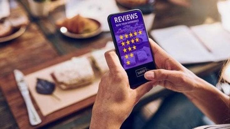 Recensioni false, piattaforme e consumatori contro il decreto Pmi: “Non risolve il problema”