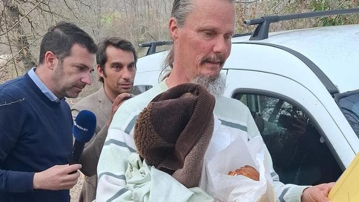 Famiglia nel bosco, Nathan dice sì al doposcuola. Il dolore di Cate: “I miei figli malati e soli”