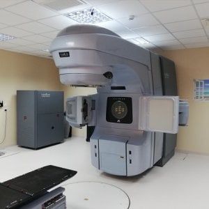 Potenza, contro le donne su Facebook: responsabile sanitario si difende
