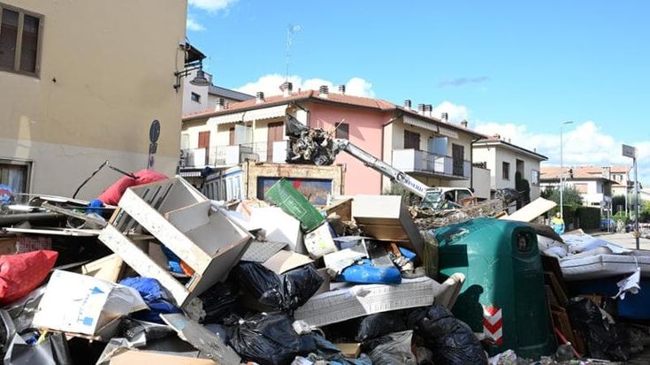 Alluvione, portare via i detriti costerà 30 milioni. Due impianti ko, rifiuti da esportare