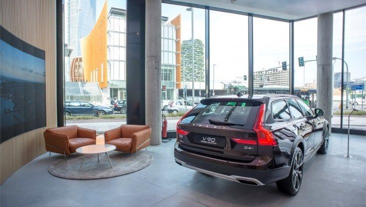 Volvo nel cuore di Milano: "La nostra priorità è la sicurezza"