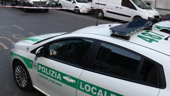 Pirati, causa incidente con due auto incendiate ma si autodenuncia il gemello: scoperto l'inganno