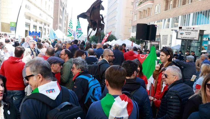 Napoli antifascista celebra la Liberazione e la Costituzione