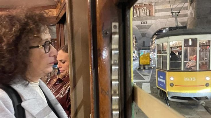 Gaia sui mezzi; le storie rubate in metrò e sui tram in un libro che racconta la Milano autentica