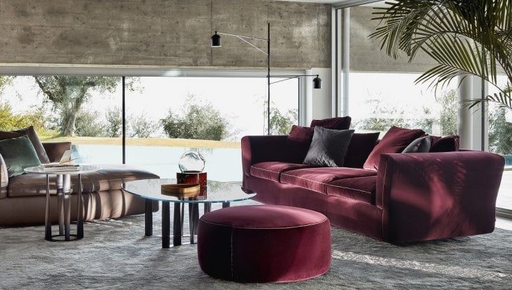 Cassina con LuisaViaRoma per vendere online