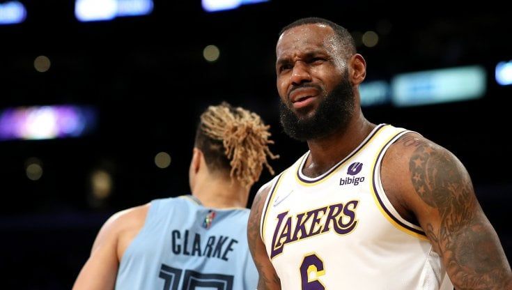 Nba: Golden State torna al successo, Memphis stende i Lakers