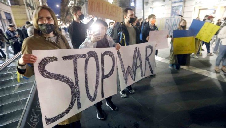 Ucraina, crisi umanitaria alle porte. L’appello delle organizzazioni umanitarie: proteggere i civili