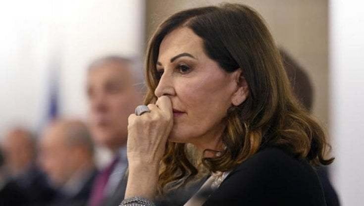 Santanchè: "Non riesco mai a incontrare De Luca, dispiace". E lui: "Lo faremo presto, solo un disguido"