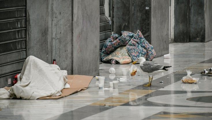 Degrado Galleria Umberto, l'urlo dei commercianti: "Non ne possiamo più"