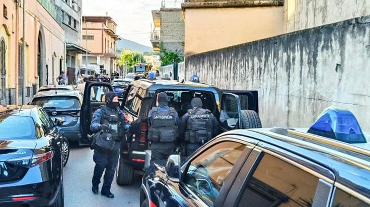 Boscotrecase, ucciso dopo una lite per i rifiuti: arrestati due vicini