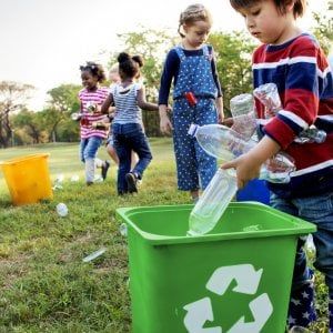 L'attenzione all’ambiente dei più piccoli: il 61% degli under 14 fa la raccolta differenziata tutti i giorni 