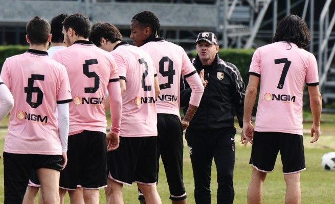 Palermo vince in amichevole a Perugia<br />Iachini testa la formazione per il Modena