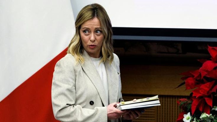 Meloni e i dirigenti senza classe