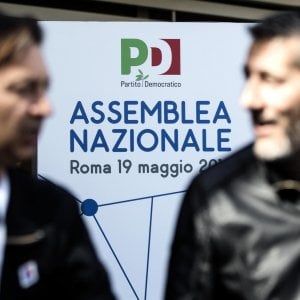 I dem verso l'assemblea. L'appello dei prof cattolici: "Caro Pd, decidi chi sei"  