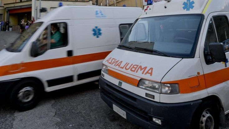 Incidente alla circonvallazione: quattro feriti, c'è anche un bambino