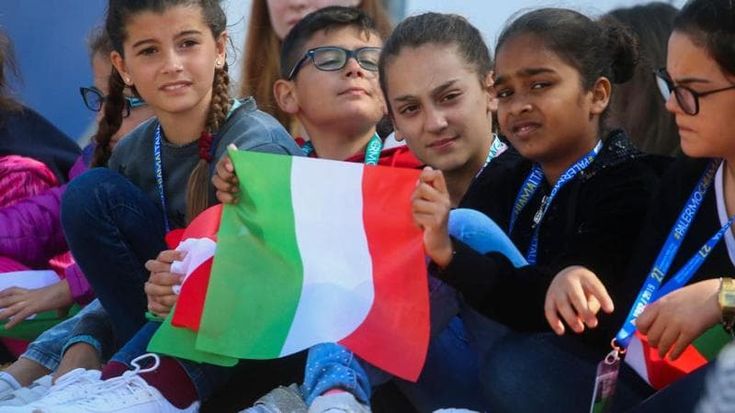 Onoriamo la Repubblica cresciuta insieme a noi
