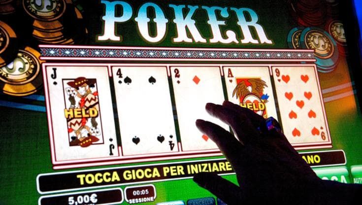 Gioco d’azzardo, la denuncia: “Fenomeno censurato, ci opponiamo alle lobby delle slot”