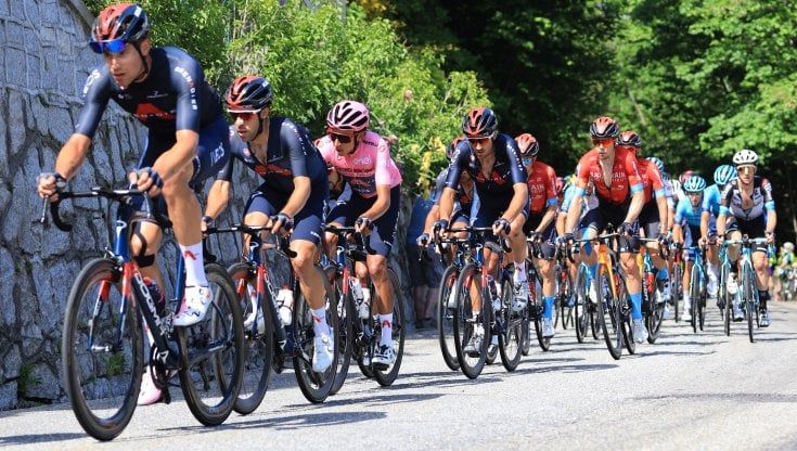 Giro, l'azzurra, la bianca, la ciclamino: le altre classifiche ancora aperte