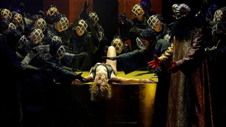 Il sacrificio, lo spettro e l’incesto, una “Semiramide” a tinte forti:“Un Rossini alla Shakespeare”