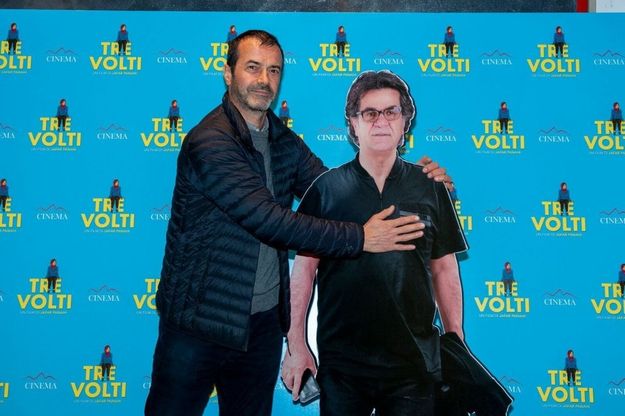 Una serata per Jafar Panahi: le foto con la sagoma del regista che non può uscire dall'Iran