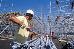 Calano gli incidenti sul lavoro,<br />aumentano le malattie professionali