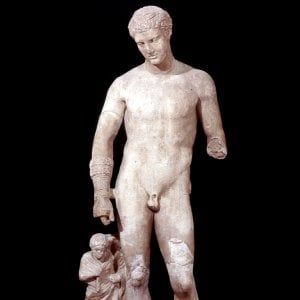 "Vacanze da Imperatori", la nuova mostra del museo Vallet a Piano di Sorrento