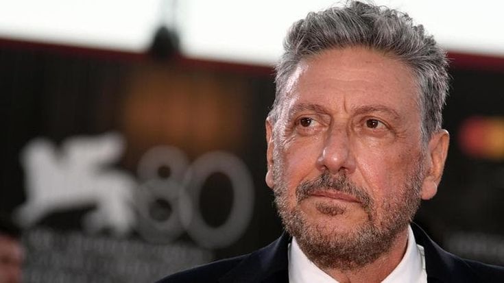 Sergio Castellitto: “Pago l’impegno per cambiare le cose, ora torno a curare il mio giardino”