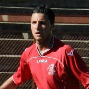 Calciatore morto in incidente stradale, la Lega impone alla societ&agrave; di giocare