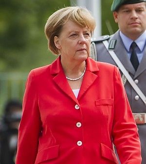 L'ad di Commerzbank sfida Merkel: "Subito gli Eurobond"