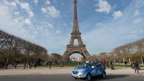 Hyundai a idrogeno come taxi a Parigi