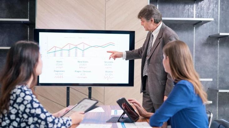 Economia Ue, Deloitte: cauto ottimismo tra i direttori finanziari. In Italia il 47% prevede un aumento dei margini operativi