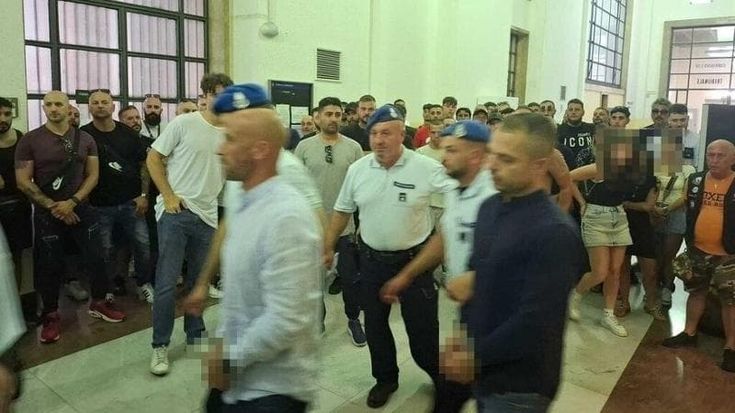 Processo ultrà, il gip: “Condotte di estrema violenza per il monopolio degli affari in curva”