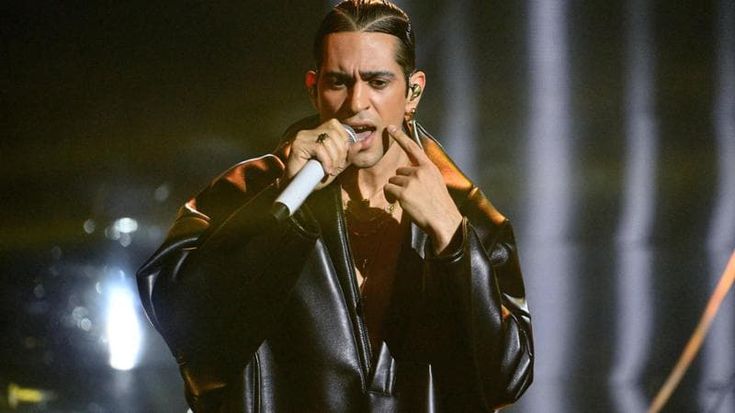 Nel dopo Sanremo Mahmood batte tutti: è in testa alle classifiche radio e streaming