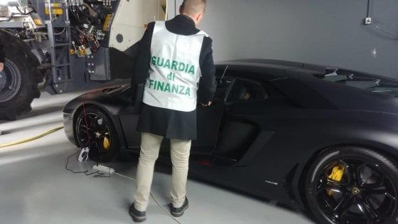 Gela, imprenditori vicini al clan Rinzivillo. Blitz e sequestro di beni per 63 milioni
