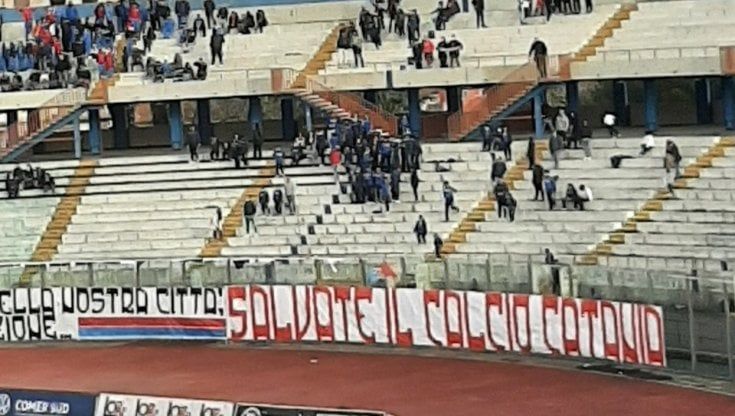 Il Catania più forte dei guai: 1 a 0 alla Virtus Francavilla