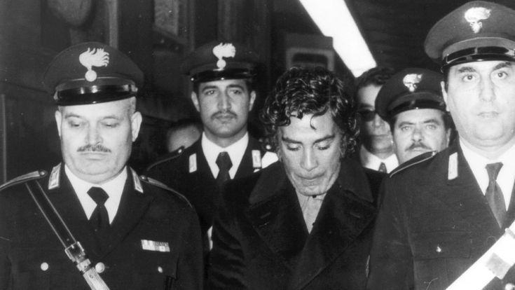 Quando l'insulto diventò: cornuto e Buscetta
