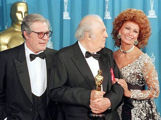 25 anni senza Federico Fellini: i capolavori, le star e quel mondo onirico
