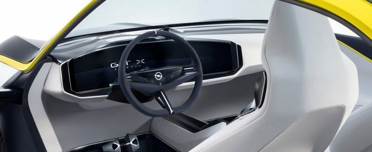 GT X Experimental, così Opel punta sui millennial